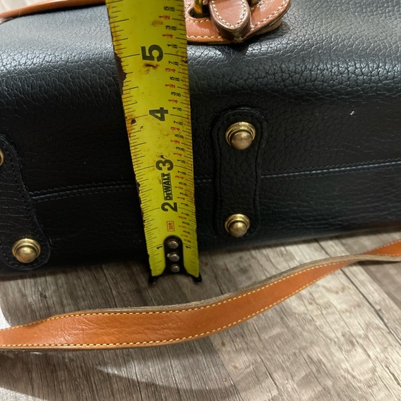 Dooney & Bourke all weather leather black preppy crossbody satchel Lagenlook Y2K - Picture 4 of 14